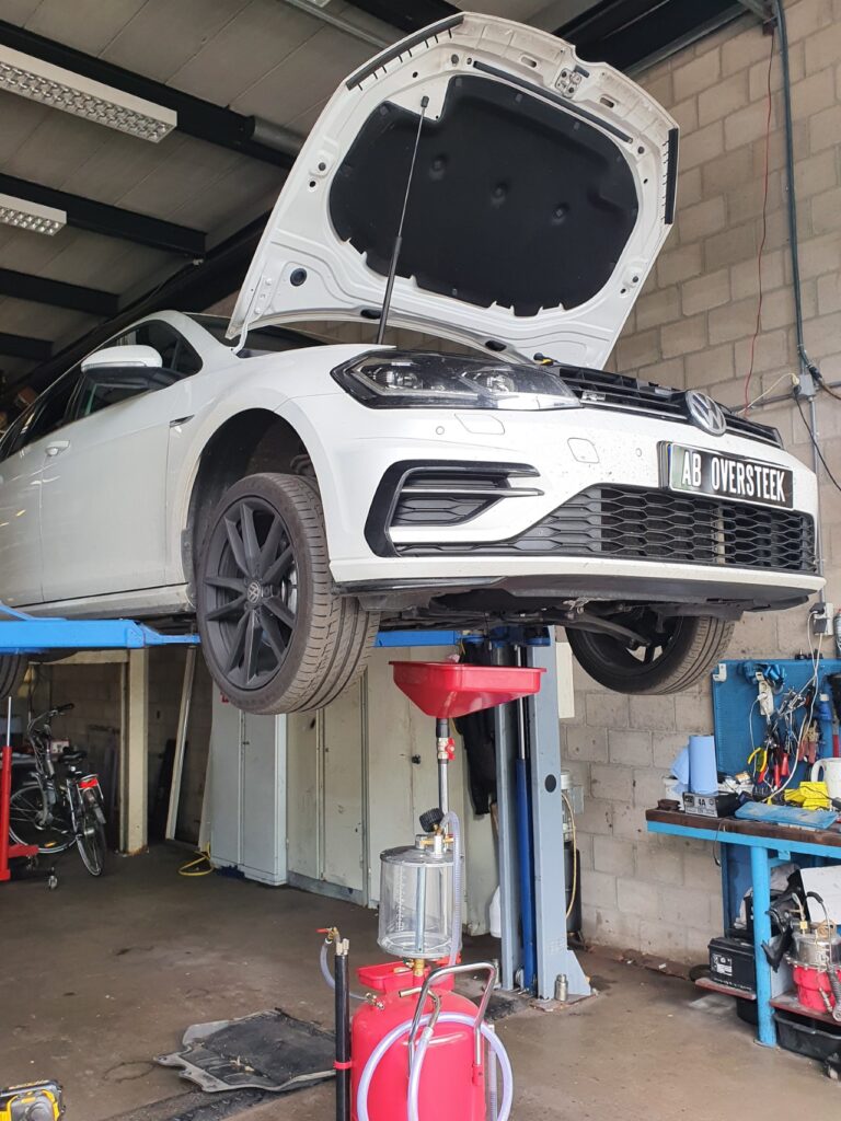 Autobedrijf de Oversteek - Onderhoud